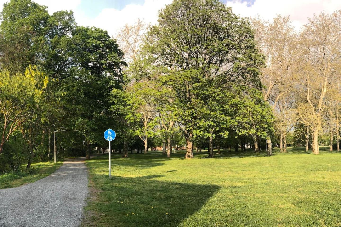 Ferienwohnung Am Park Lipsk Zewnętrze zdjęcie